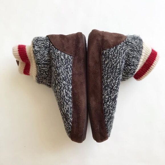 Roots kids knit cabin sock slippers GUC - small tear size 11-12 toddler - Picture 2 of 10